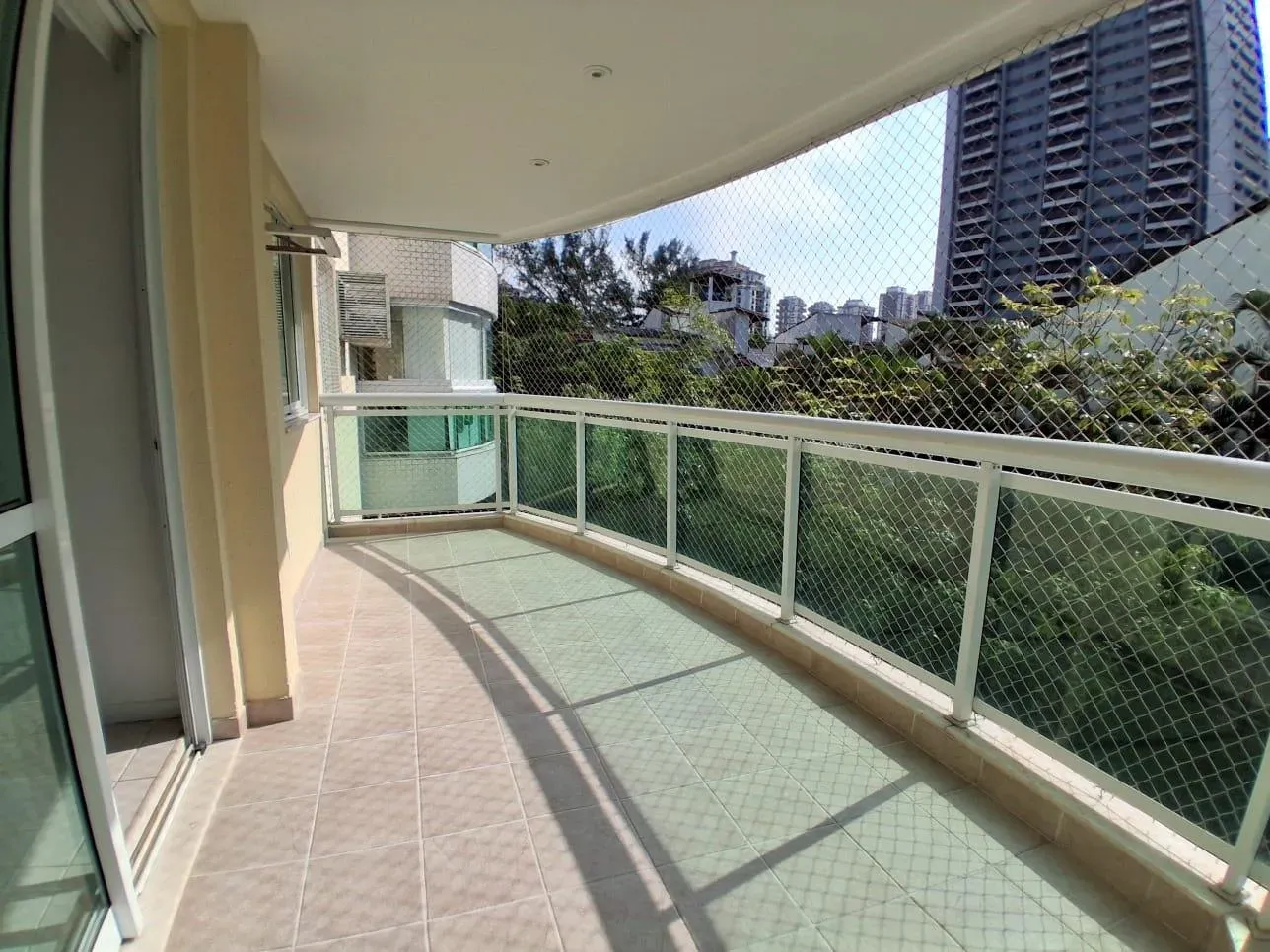 Home office in a 2-bedroom apartment, 89 m² — photo 9