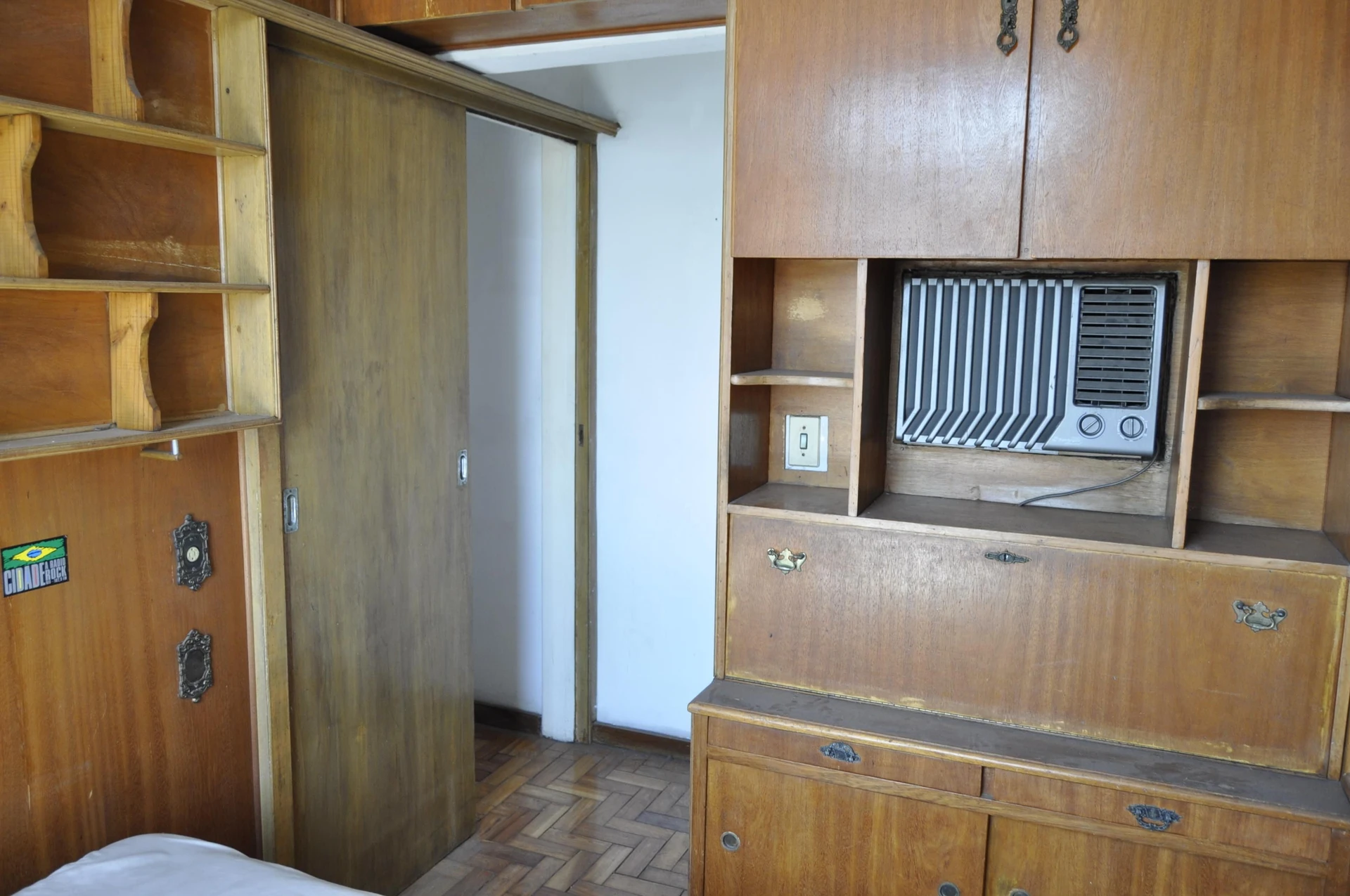 Furnished apartment, 64 m², with wood or laminate floors — photo 25