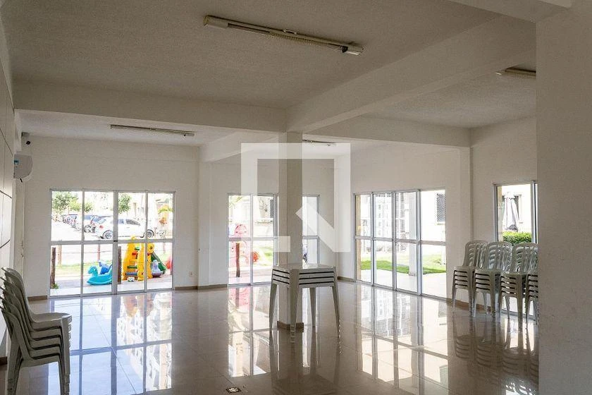 2-bedroom apartment in a building with a gym — photo 7
