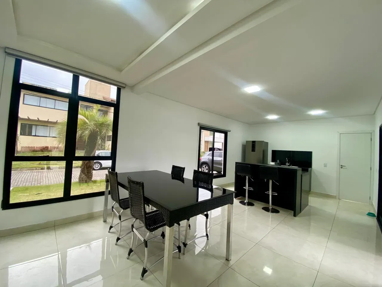 240 m² house with a garden and a bathtub — photo 13