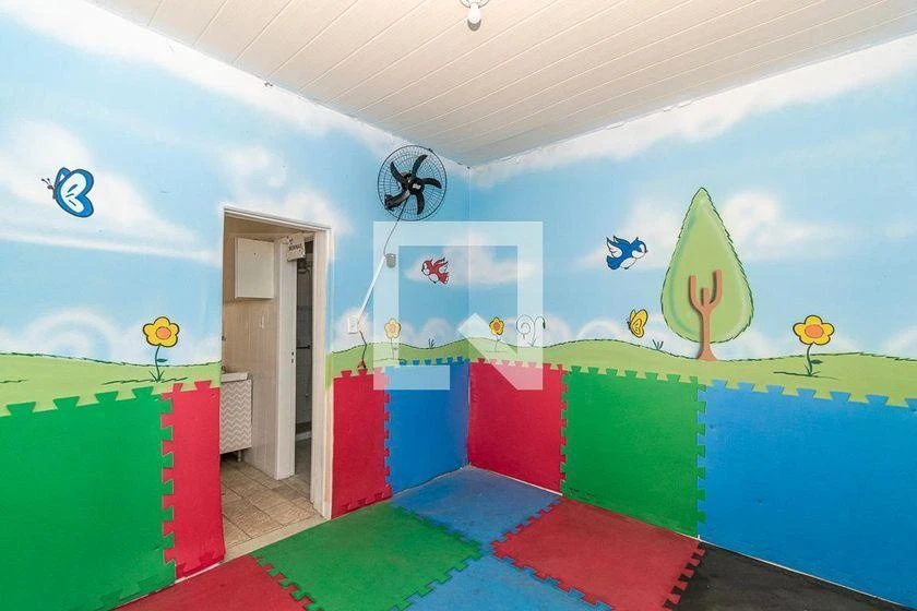 Furnished house with 5 bedrooms and 560 m² — photo 39