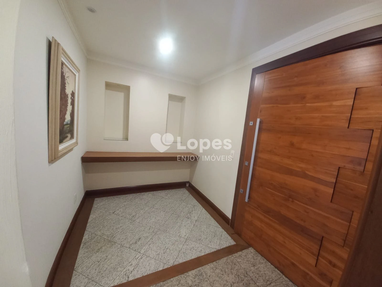 4-bedroom apartment with a home office — photo 26