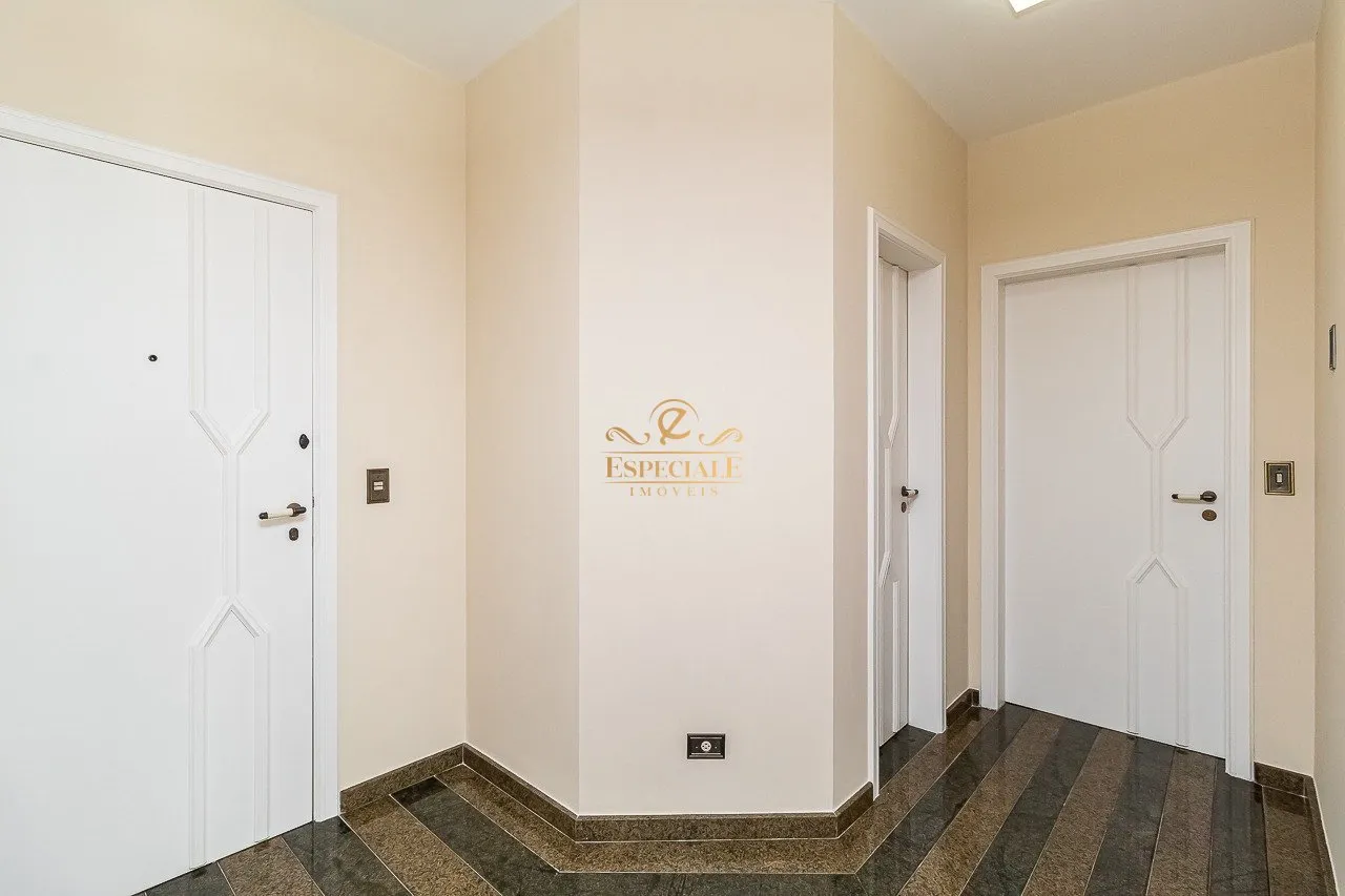 Apartamento de 379 m² com 4 quartos e 2 vagas — photo 4