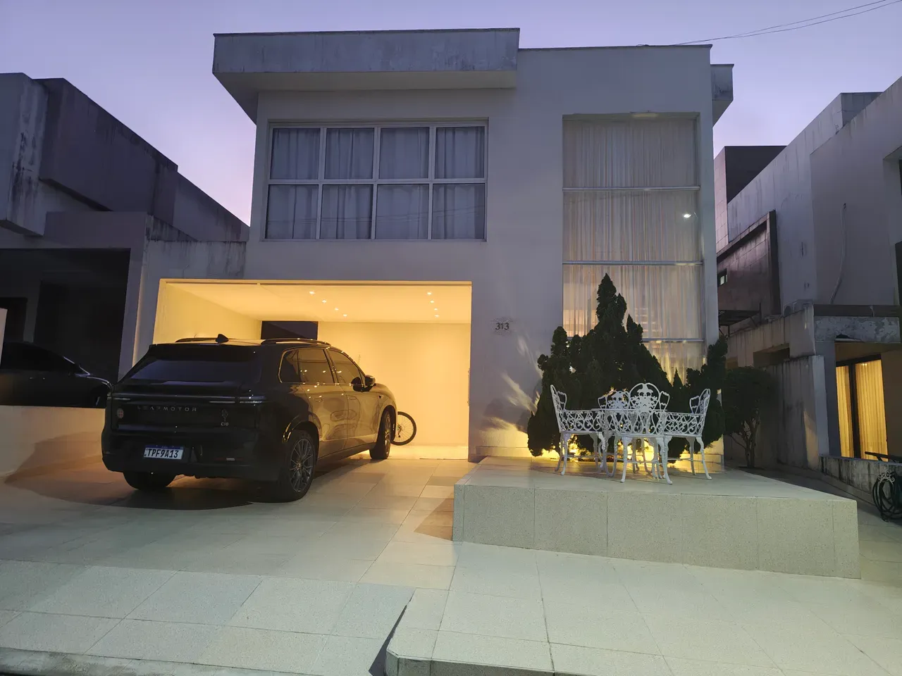 Garden in a 4-bedroom house, 196 m² — photo 5