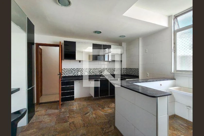 115 m² rental apartment with 3 bedrooms and 2 parking spots — photo 39