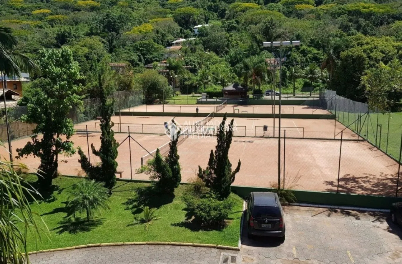 Apartamento de 1 dormitorio con jardín privado, 46 m² — photo 34
