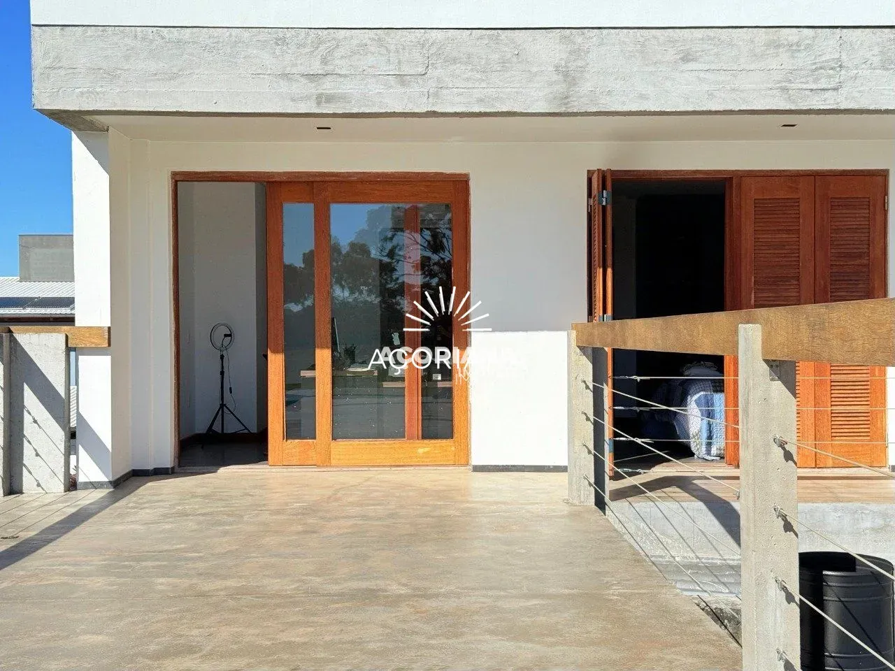 House with open-plan kitchen and 5 bedrooms over 558 m² — photo 38