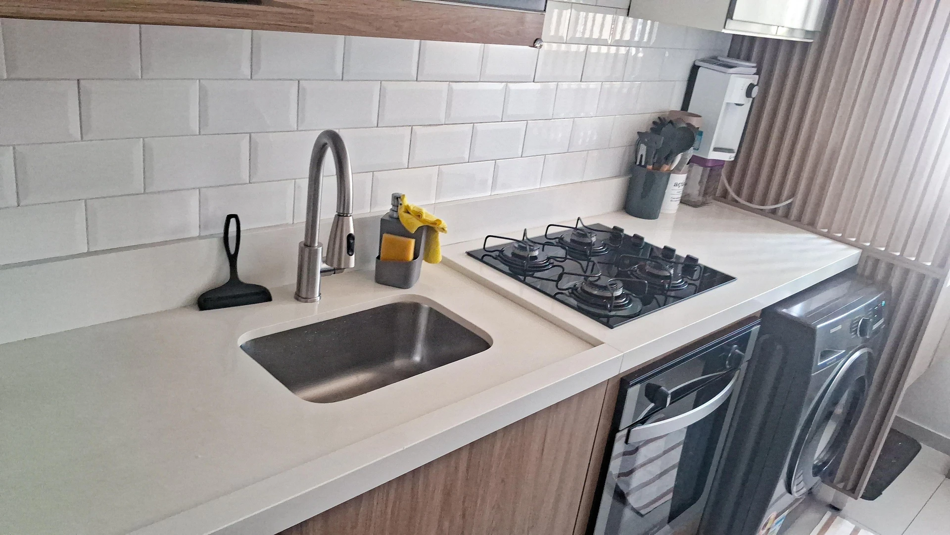 48 m² apartment with a home office and a washing machine — photo 2