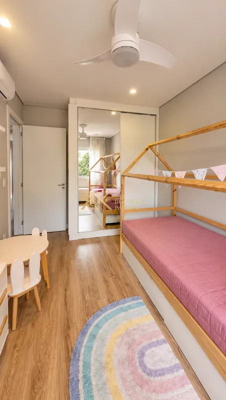 Lavadora y 3 dormitorios: casa de 135 m² — photo 13
