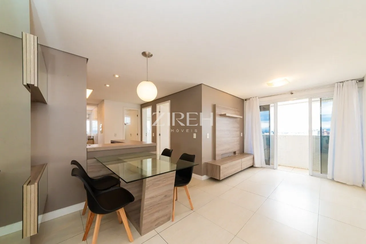 Glass-enclosed balcony in a 2-bedroom apartment, 57 m² — photo 7