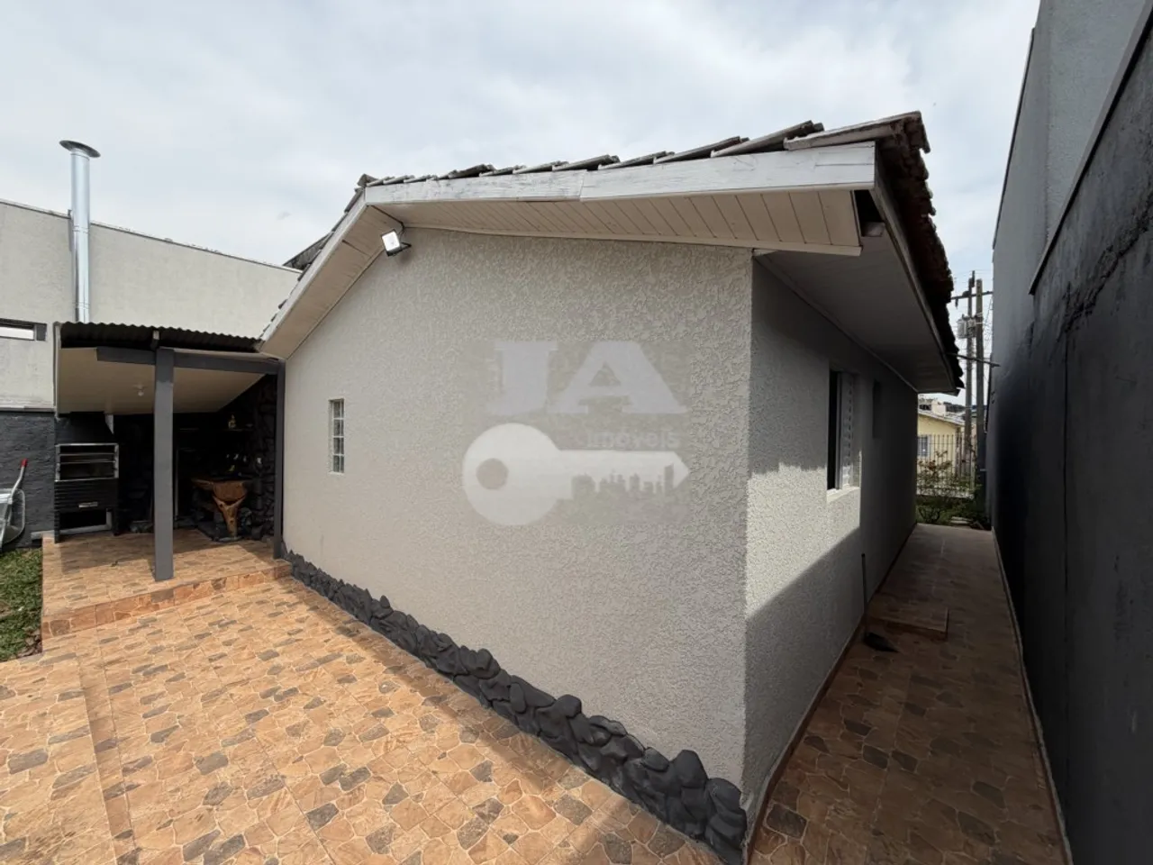 2-bedroom house with a grill on the balcony in Curitiba — photo 11