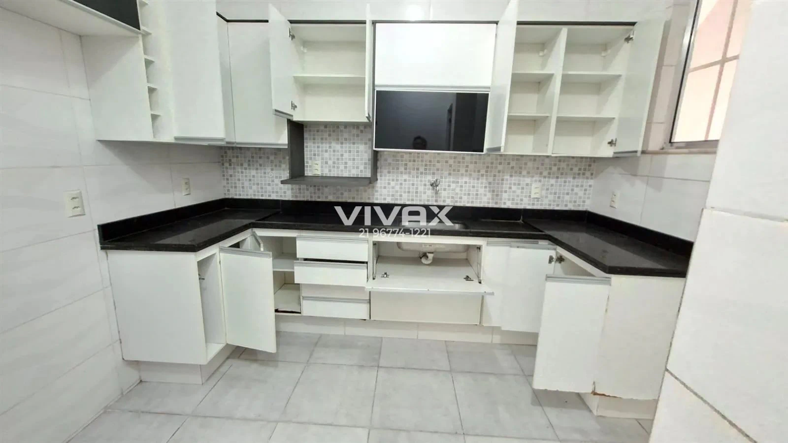 Home office in a 4-bedroom house, 89 m² — photo 9