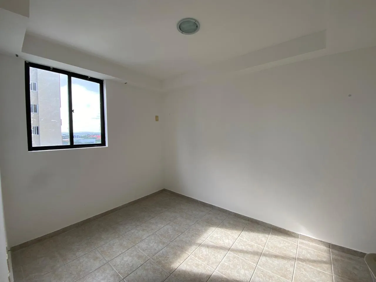 2-bedroom apartment of 54 m² with 1 covered parking — photo 6