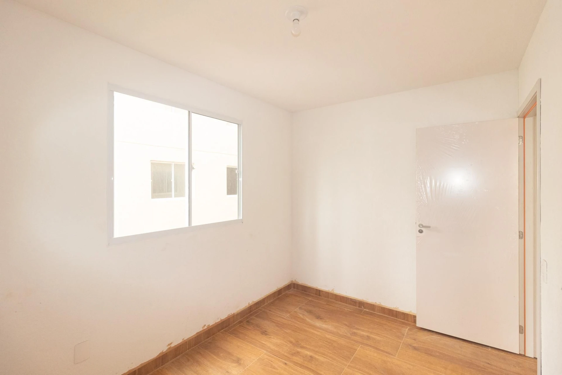 Rental apartment with 2 bedrooms and 1 parking spot — photo 26