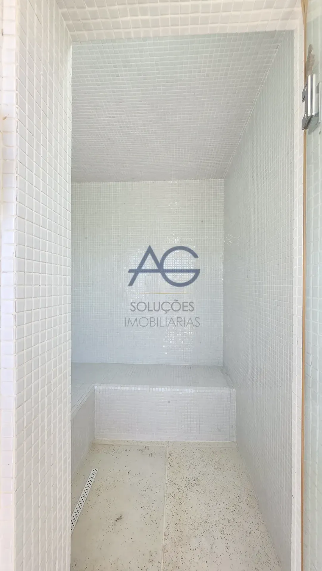 Duplex penthouse with 1 bedroom and open views — photo 10