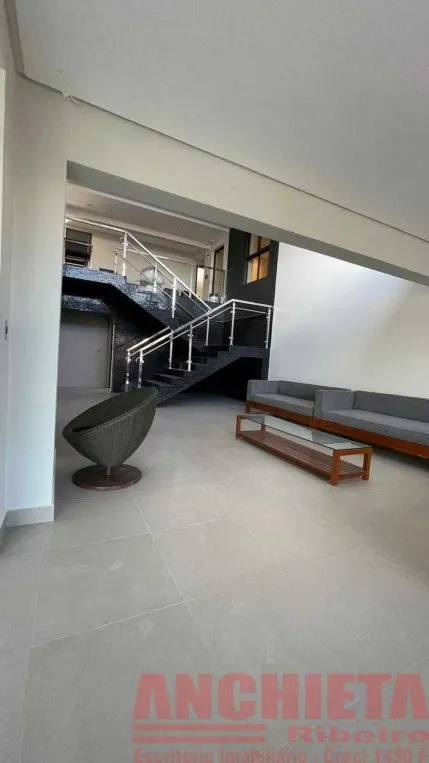Квартира с 2 спальнями, сьютом и 2 парковками, 65 м² — photo 13