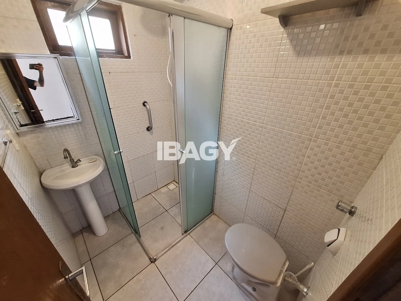 3-bedroom house with a grill on the balcony in Florianópolis — photo 23