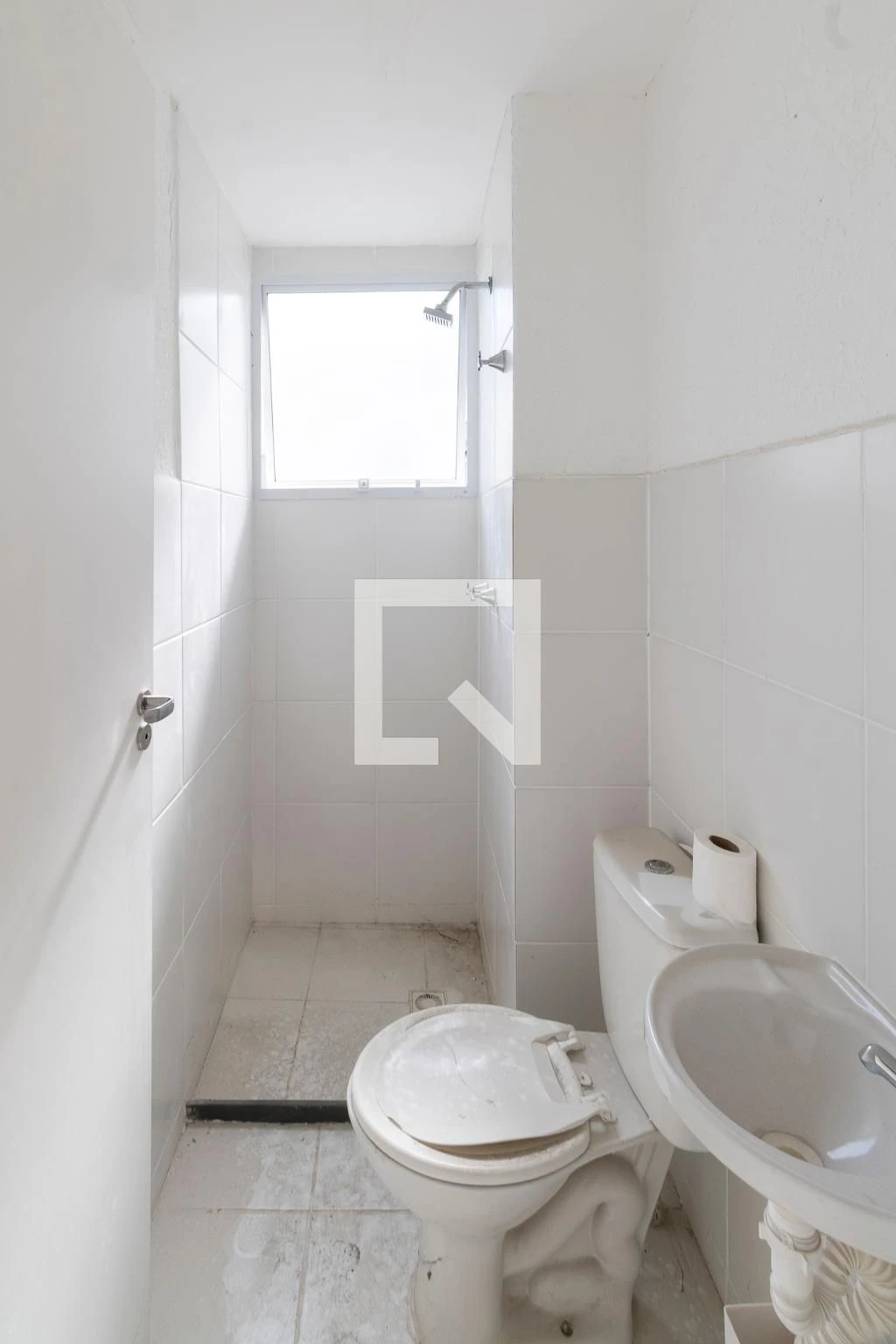 Apartamento com 2 quartos e área de serviço com tanque — photo 39