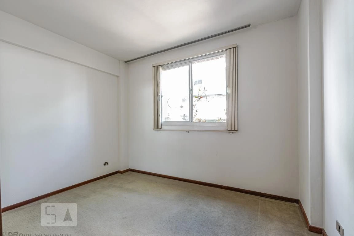 Квартира: 2 спальни, 1 со своей ванной, 76 м², Куритиба — photo 18