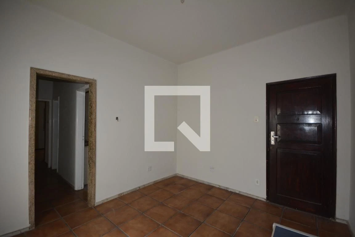 2-bedroom apartment with 1 bathroom, no parking space — photo 33