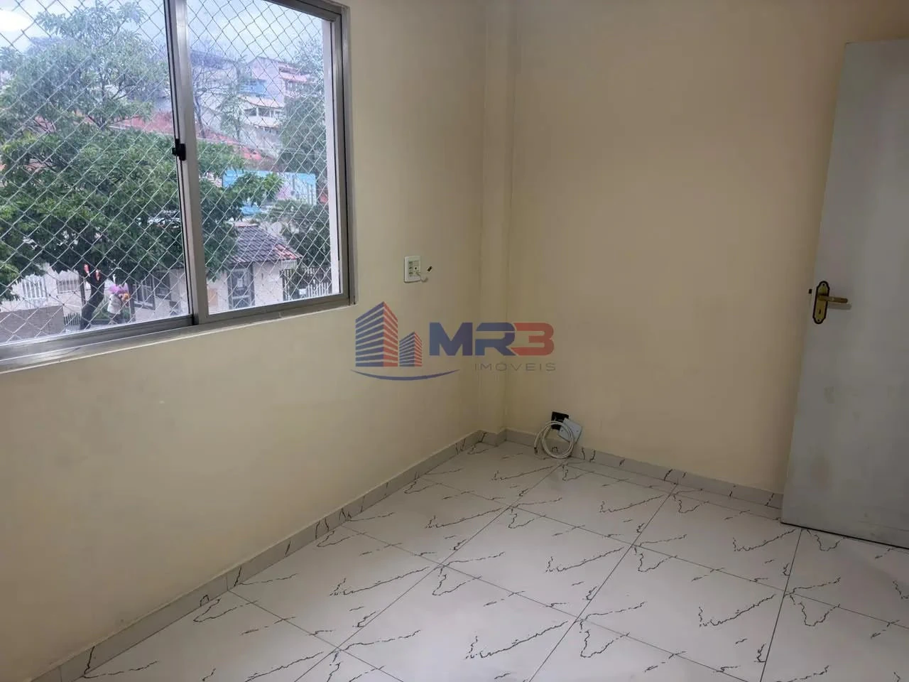 2-bedroom apartment in a building with a pool — photo 16