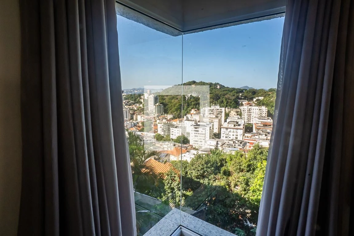 Casa mobiliada, 120 m², com janelas do piso ao teto — photo 5