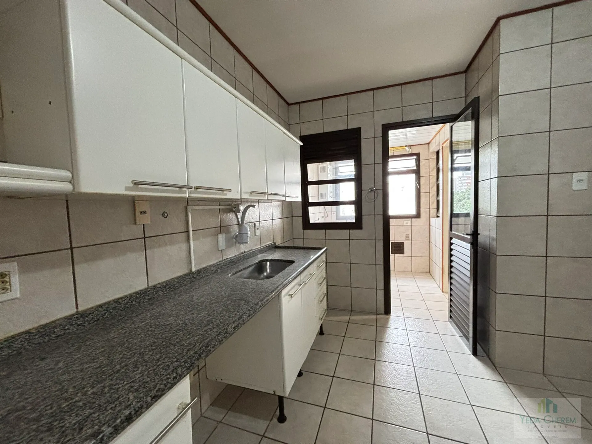 Меблированная квартира 109 м², 3 спальни — photo 22