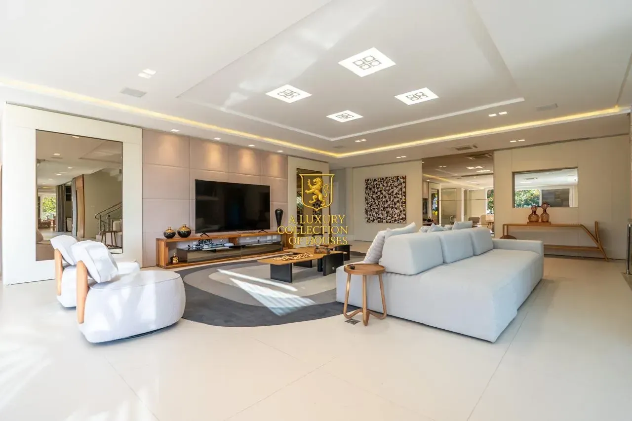 House with 27 bedrooms and 16 bathrooms — photo 3