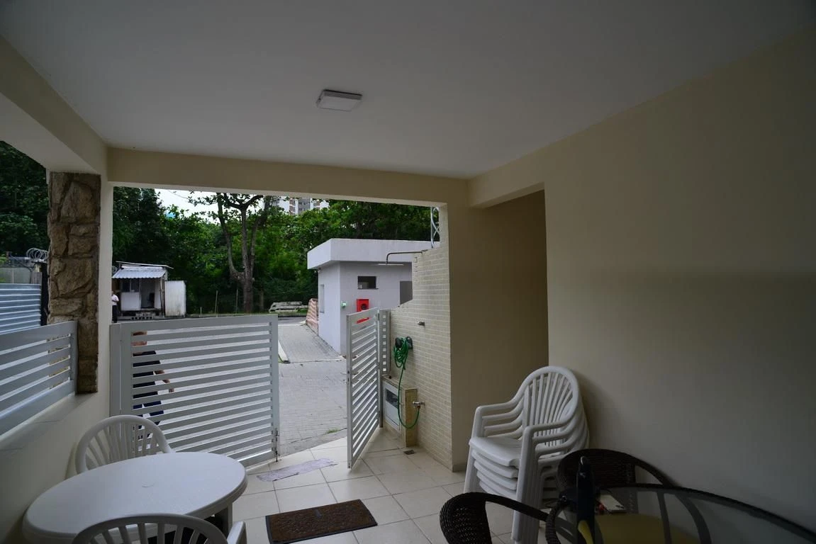 5-bedroom house with a washing machine — photo 2