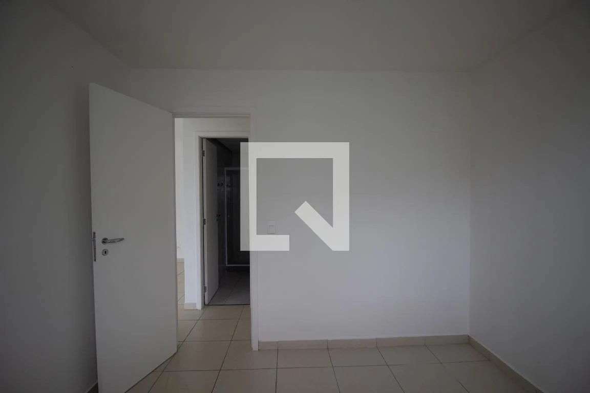 2-bedroom apartment in a building with a sauna — photo 25