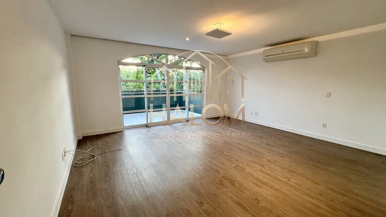 Rental house with 5 bedrooms and 5 bathrooms — photo 41