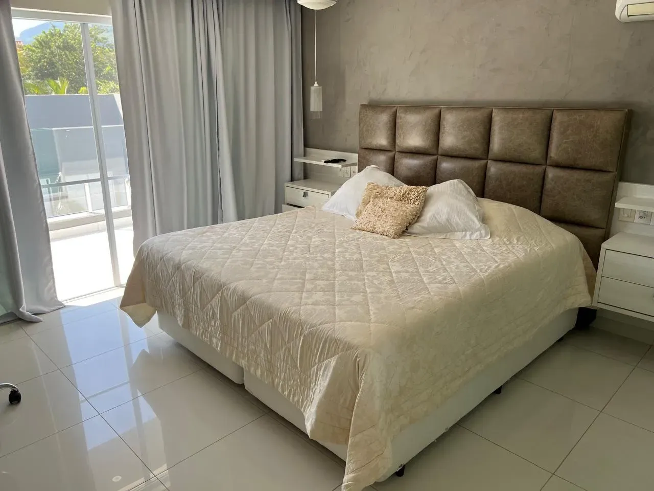 Furnished house with 6 suites, 8 baths and 720 m² — photo 7