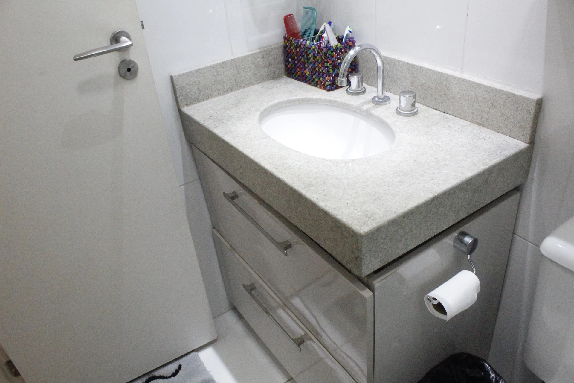 Furnished 2-bedroom apartment with integrated kitchen — photo 32