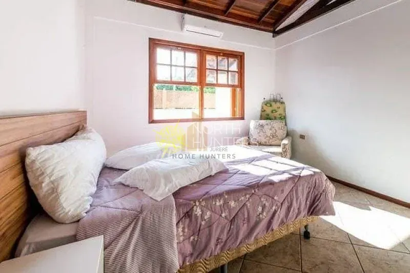 Casa com 4 dormitórios, 2 suítes e churrasqueira na varanda — photo 12