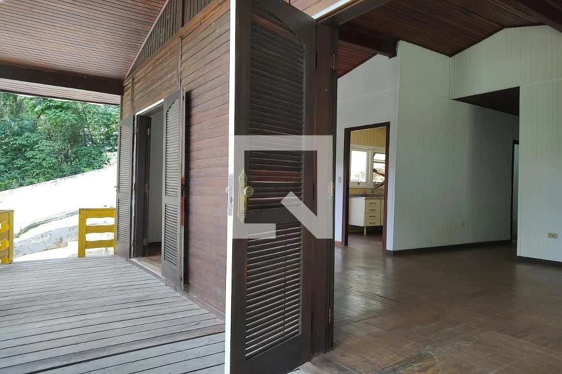 Casa para locação com 3 quartos e 280 m² — photo 15