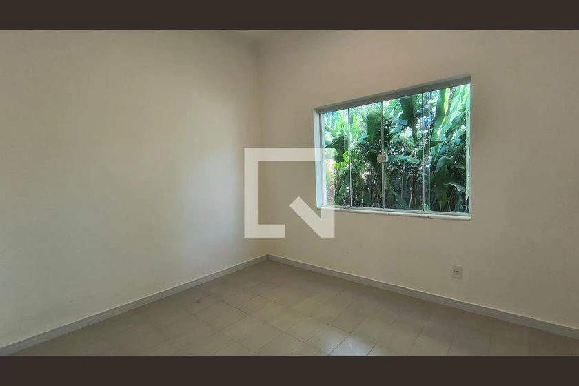 Casa com 3 quartos e 1230 m², pisos em cerâmica — photo 29