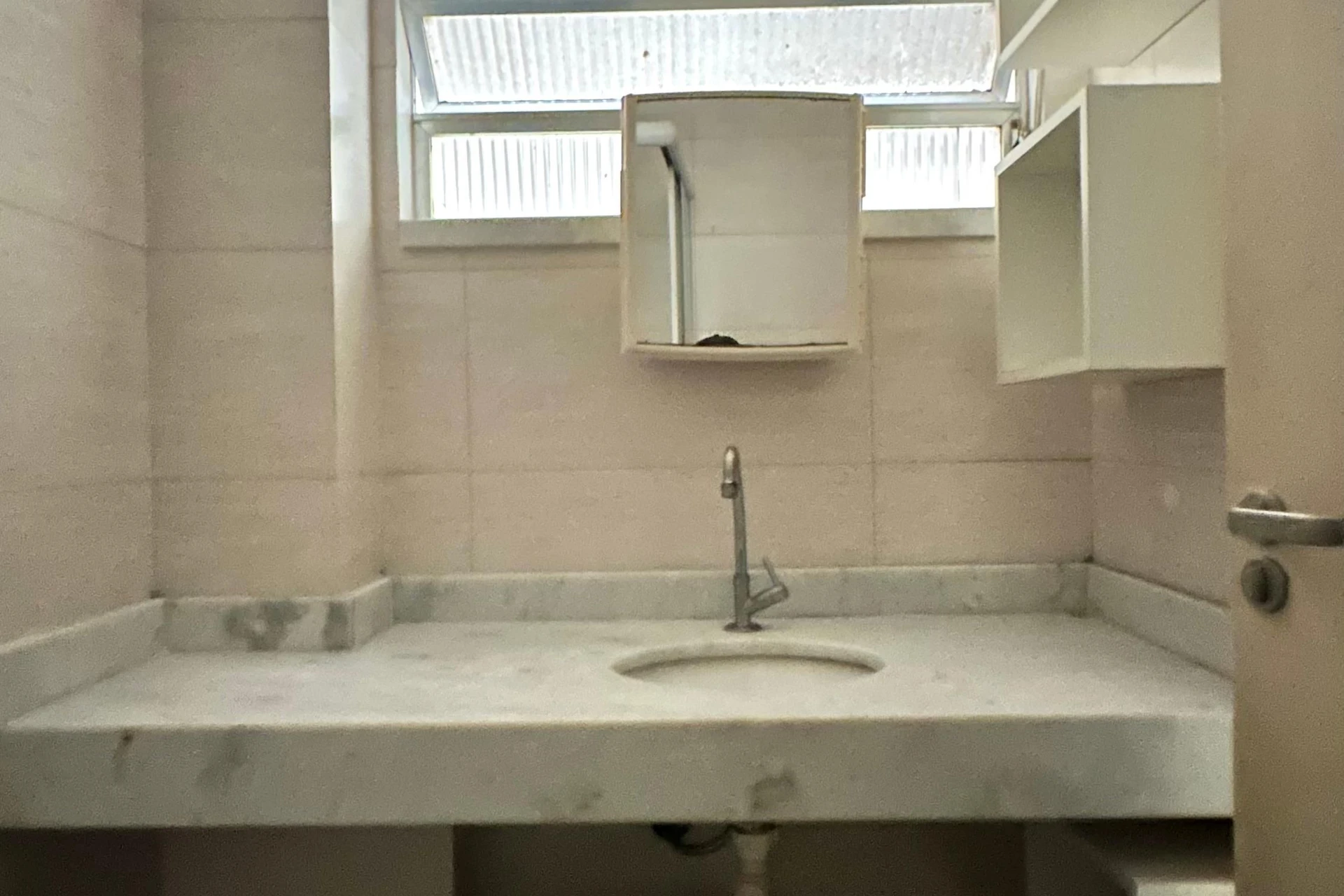Мебльована квартира з 1 спальнею та 1 ванною — photo 15