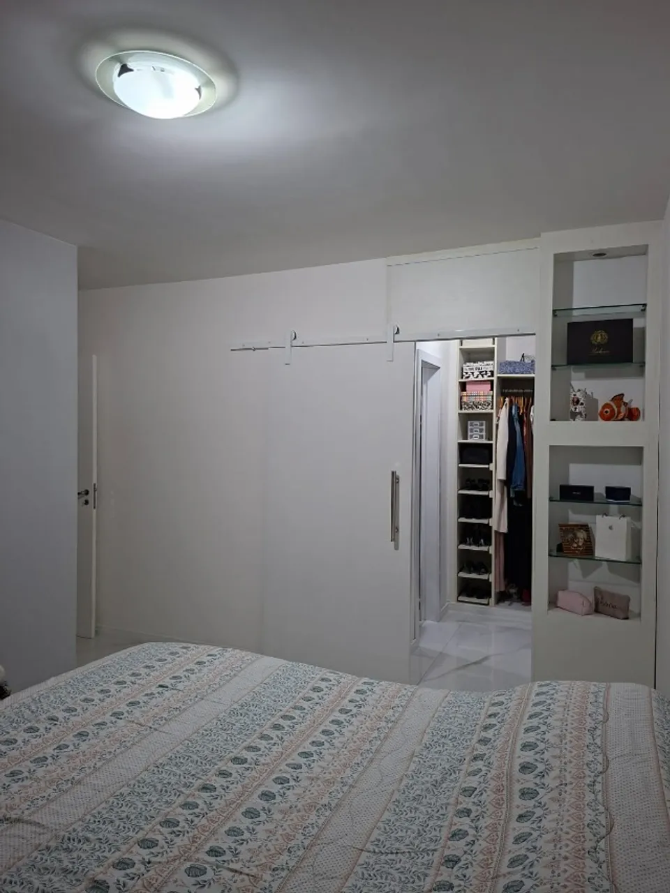 Furnished apartment with 4 bedrooms and open-plan kitchen — photo 10