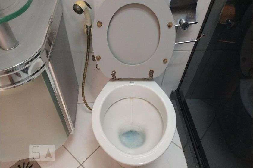 Невелика квартира з 2 спальнями 55 м² і окремою кухнею — photo 30
