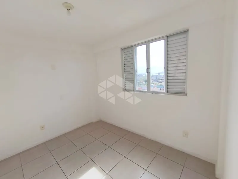 Apartamento de 2 dormitorios con balcón en 65 m² — photo 17