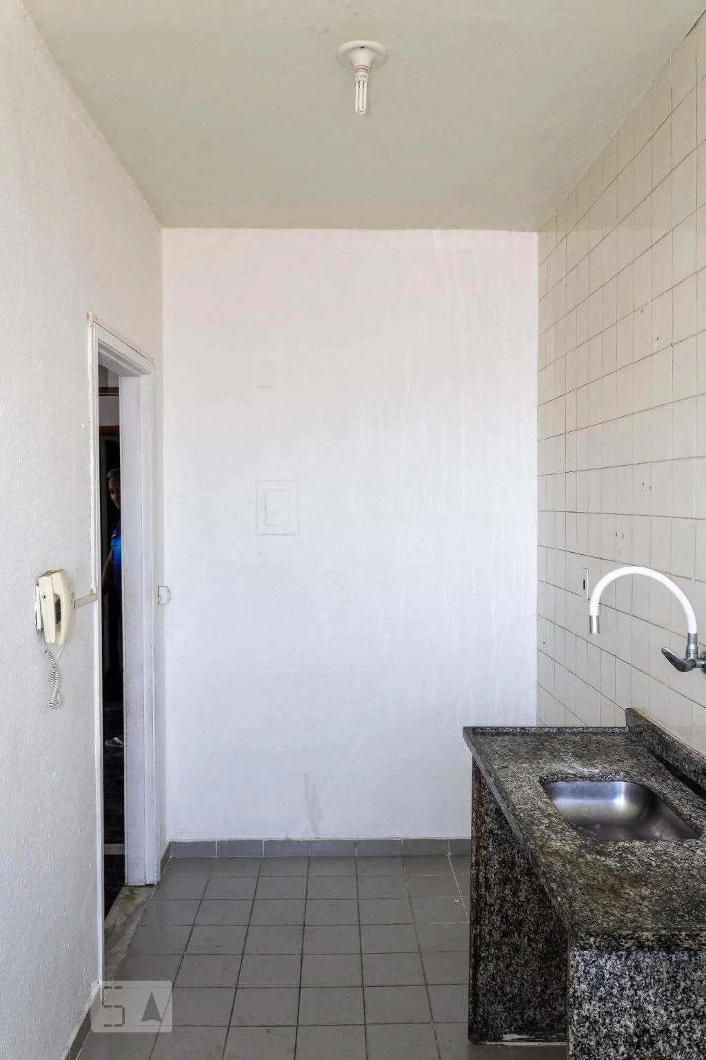 Unfurnished 2-bedroom apartment with 1 parking space — photo 15