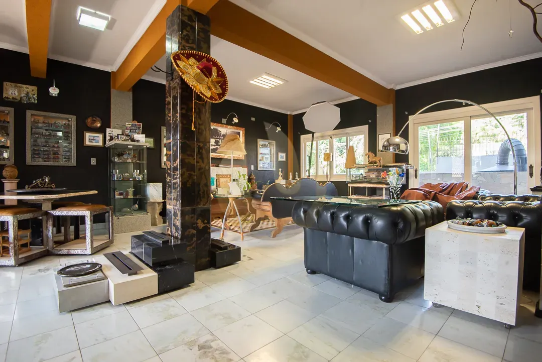 Furnished 860 m² house with 5 bedrooms and 10 bathrooms — photo 9