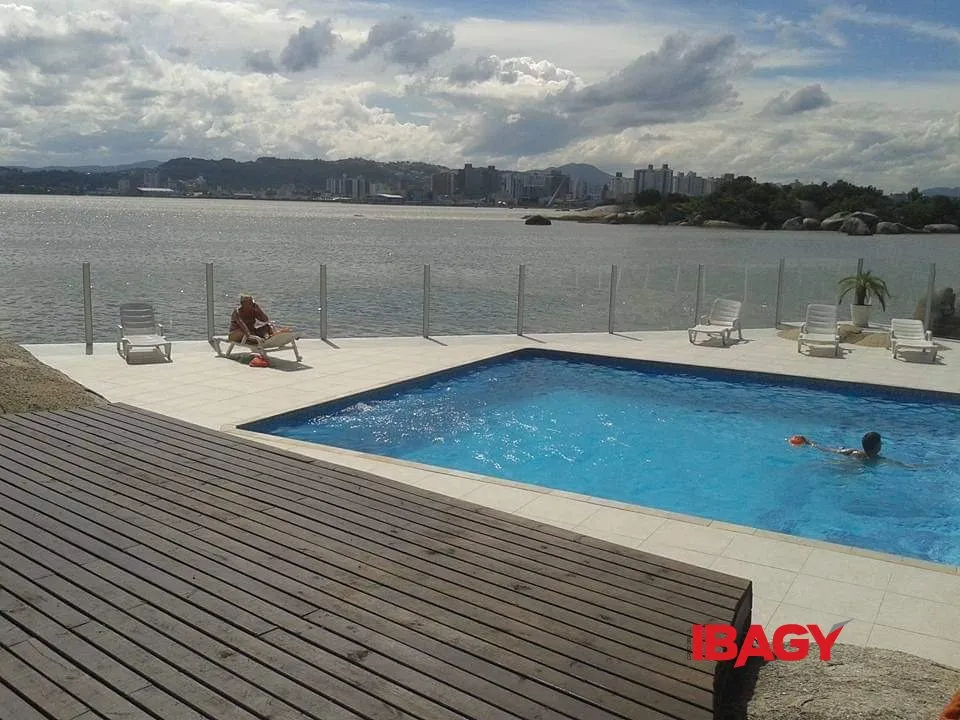 Apartment, 60 m², with a water view — photo 7
