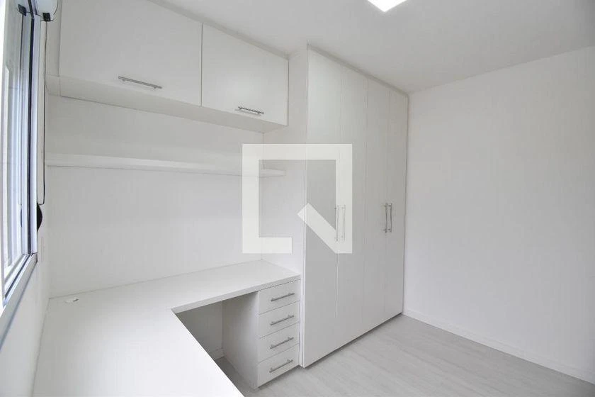 2-bedroom apartment with a home office in Curitiba — photo 8