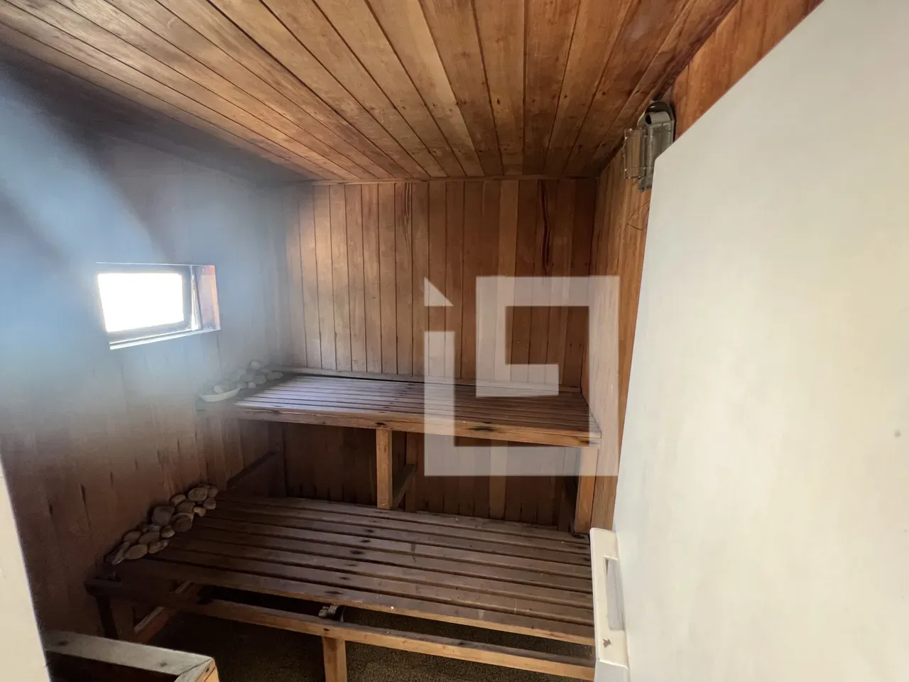 House with 4 suites and 5 parking spaces plus balcony BBQ — photo 8