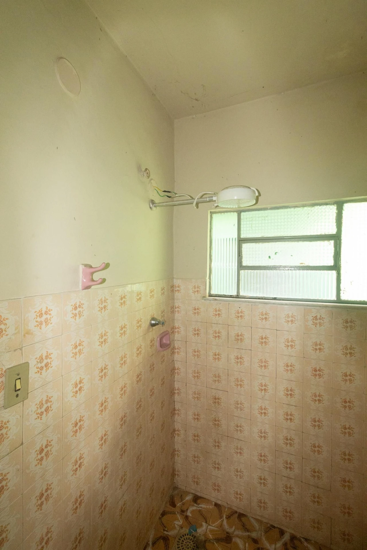 Unfurnished house with 2 bedrooms and 1 parking spot — photo 22