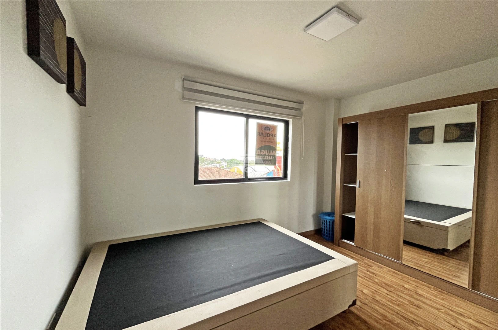 Departamento de 1 dormitorio con piso de madera o laminado — photo 3