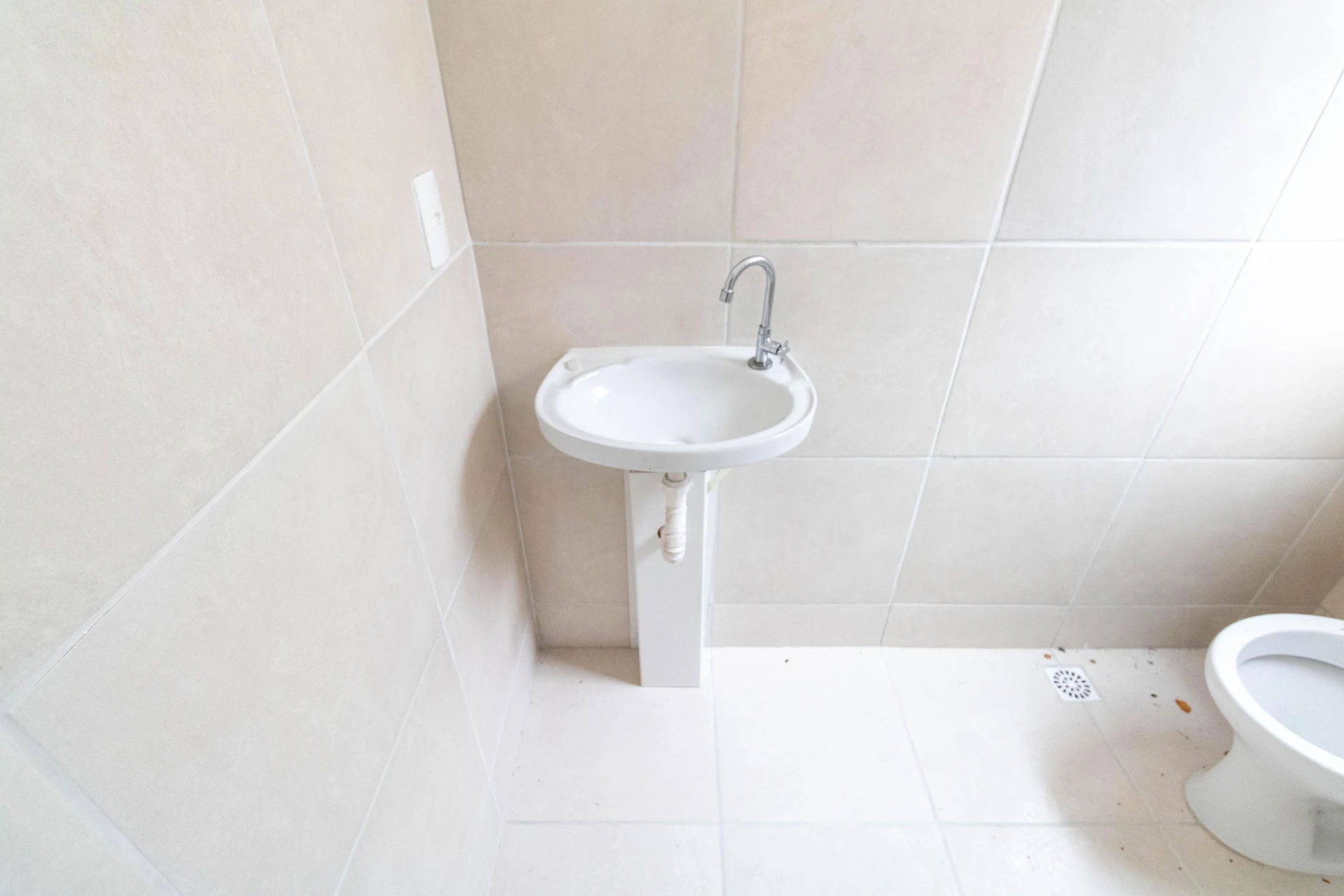 Apartamento de 2 quartos em condomínio com academia — photo 11