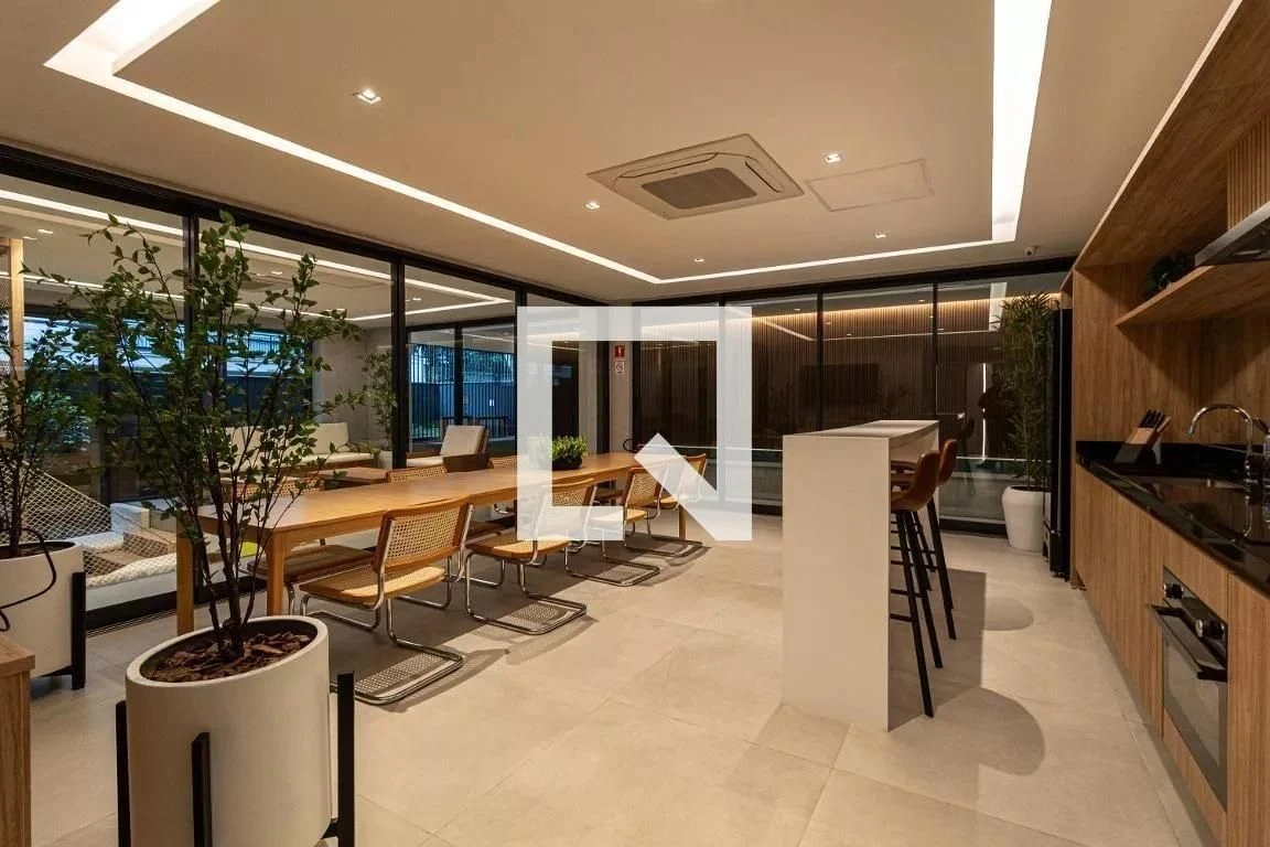 Apartamento mobiliado com 3 quartos e 3 banheiros — photo 13