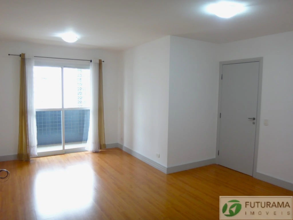 Apartment, 123 m², with wood or laminate floors